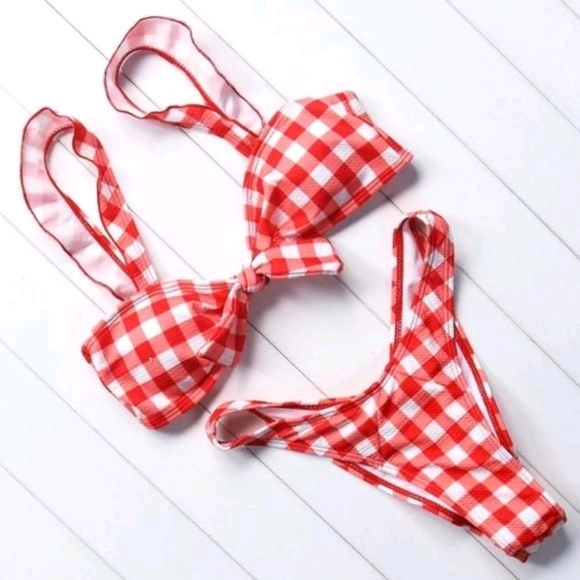 Pinup ♡ Plaid Picnic Ruffle Bikini - Picture 2 of 4